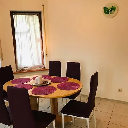 Fuer Handwerker, Monteurwohnung In Burgebrach