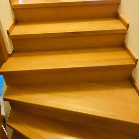 Sena, Apartment *